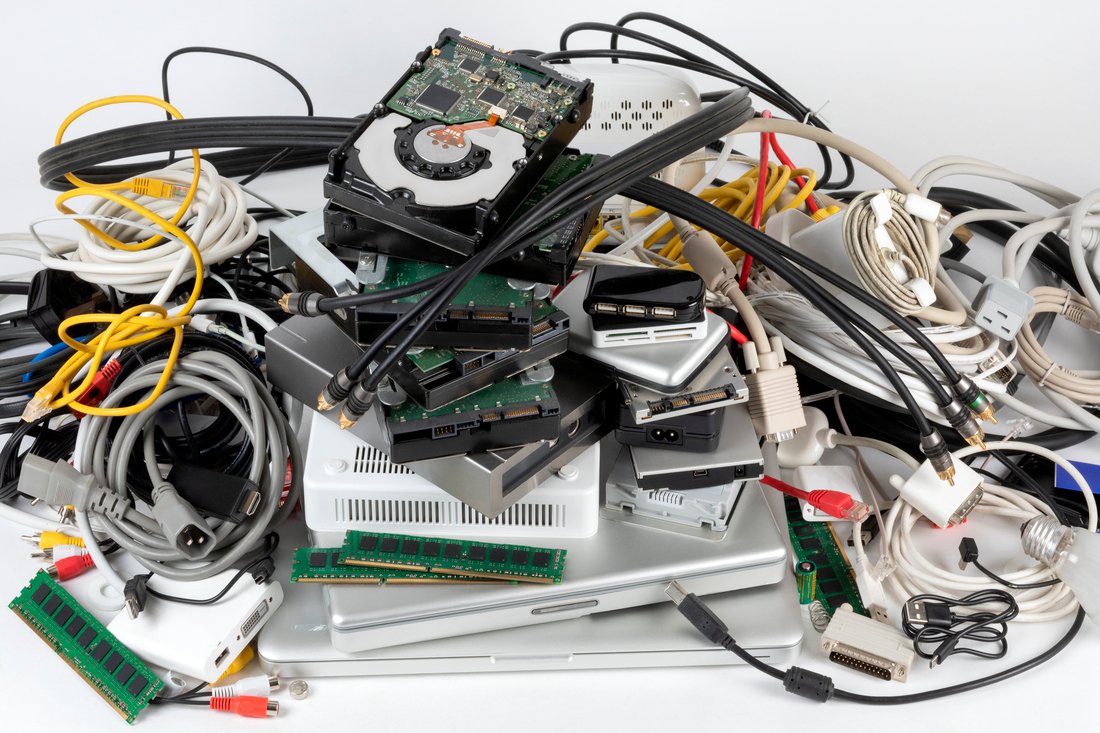 Residuos electrónicos cuándo una empresa ya necesita recolección especializada y no descarte improvisado